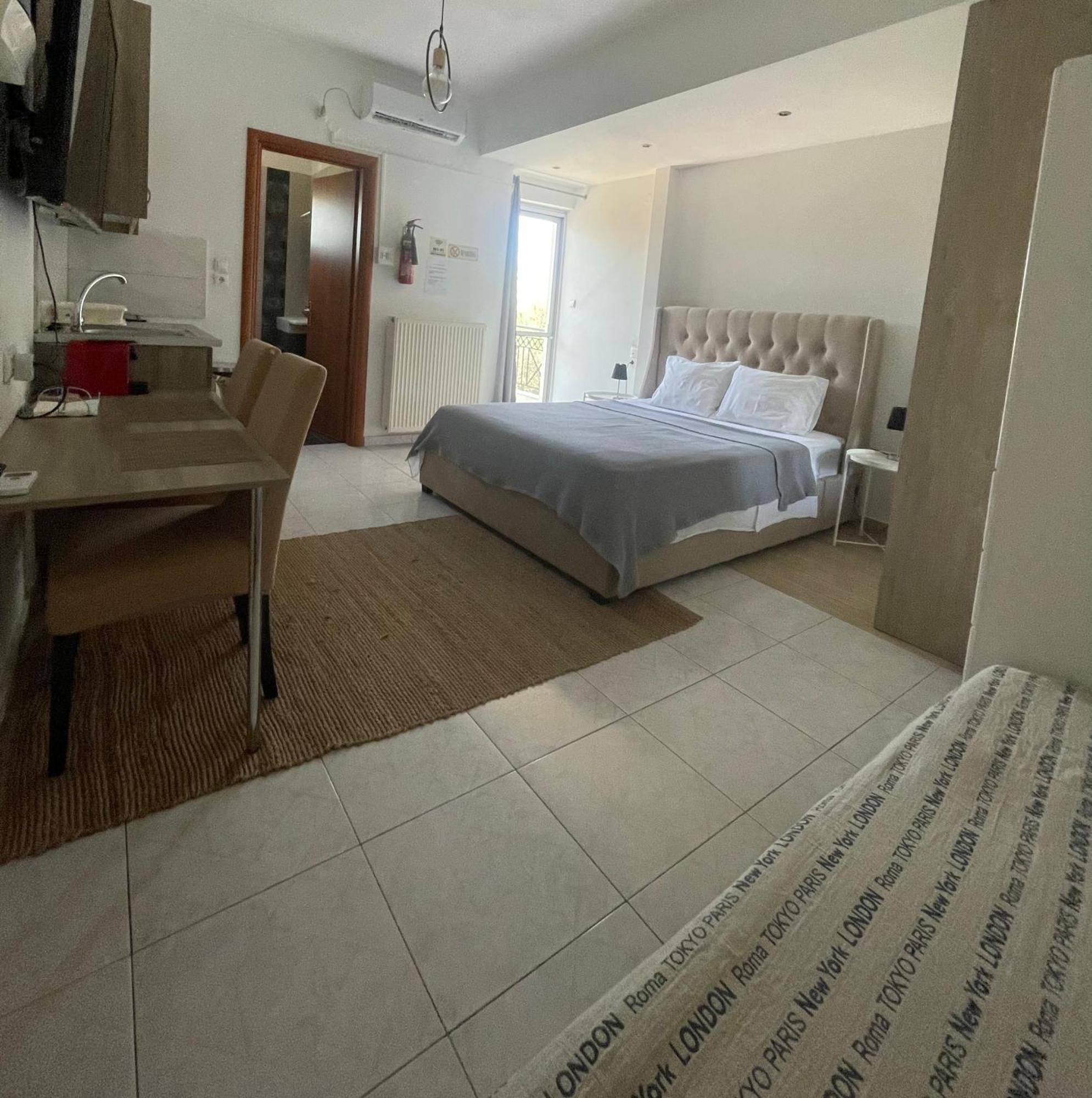 Greece Apartments Now Patras Esterno foto